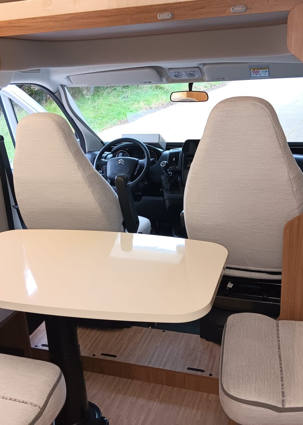 autocaravana-interior